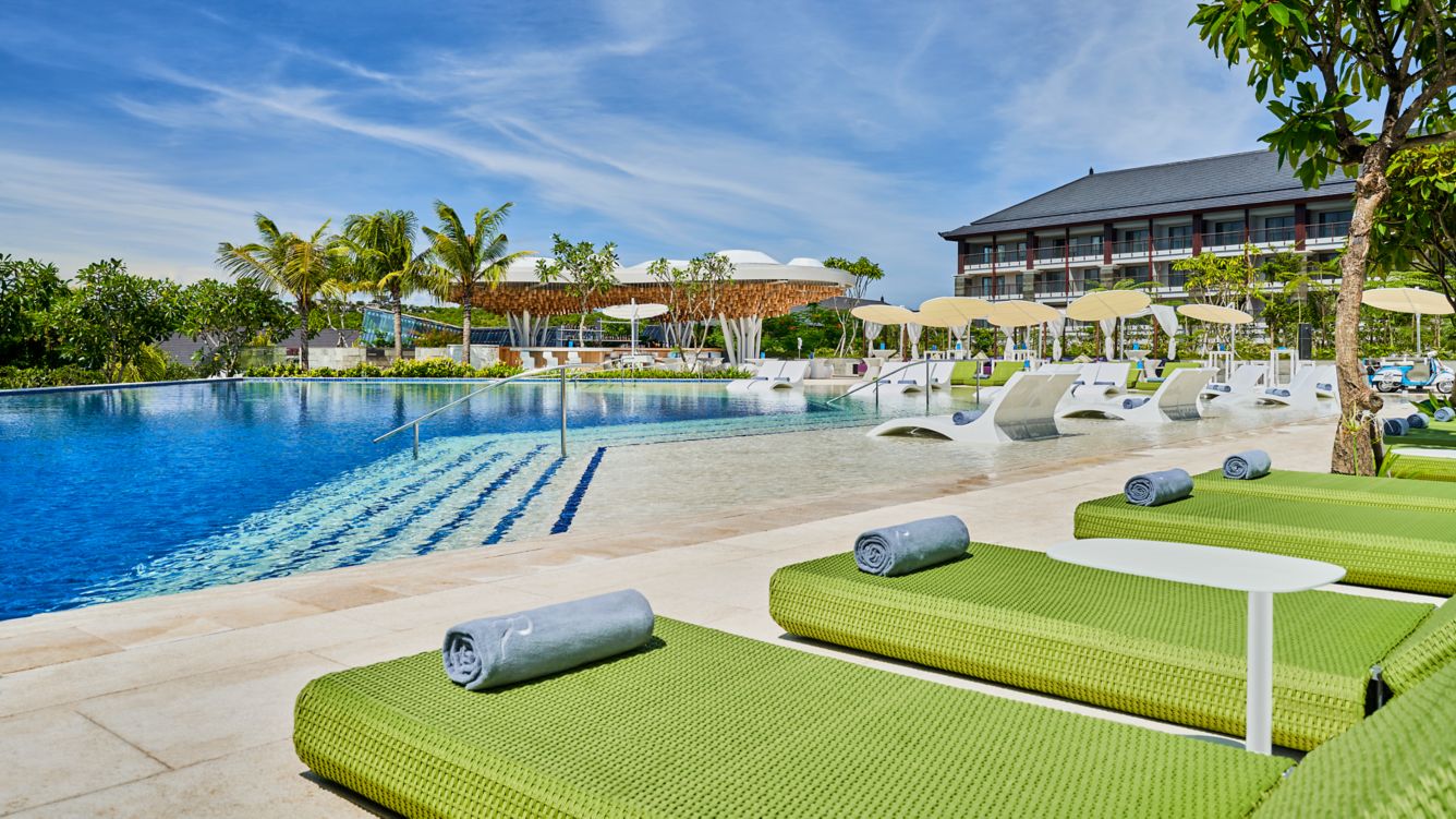 Luxury Hotel